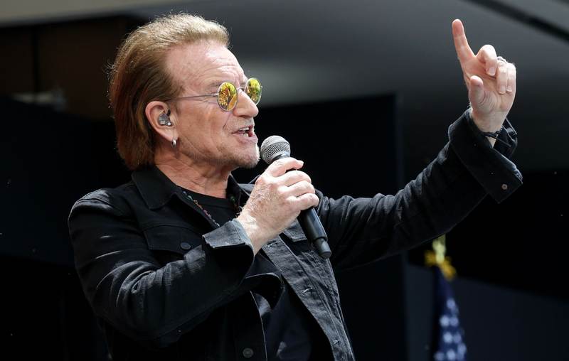 Bono attacca Musk e il Partito Repubblicano: «I tagli DOGE sono inconcepibili, l'America è stata rubata»