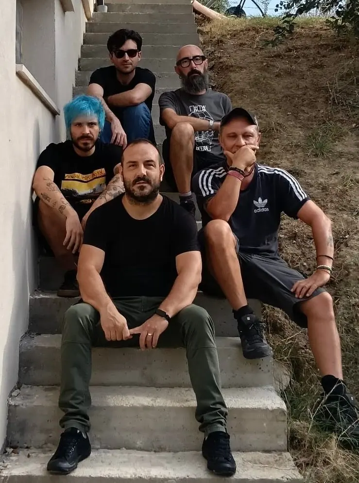 Raudo e La Fossa delle Marianne: «Bologna è una ferita che non si rimargina»