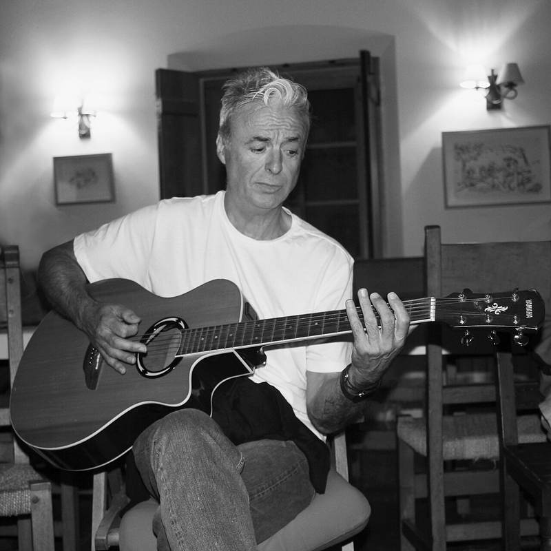 Día de Muertos 2026: le 10 canzoni perfette per onorare i morti, da Chavela Vargas a Carlos Rivera