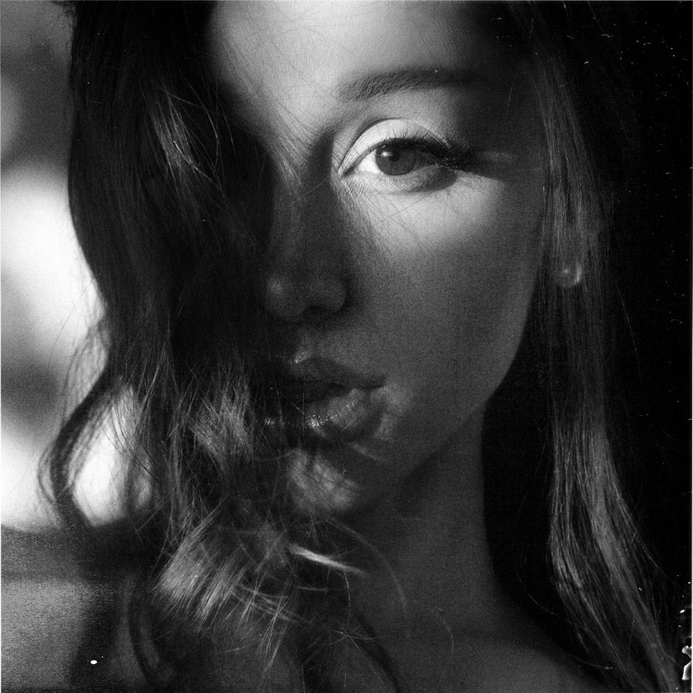 Ariana Grande e l'arte della vulnerabilità: anatomia di 'hate that i made you love me'